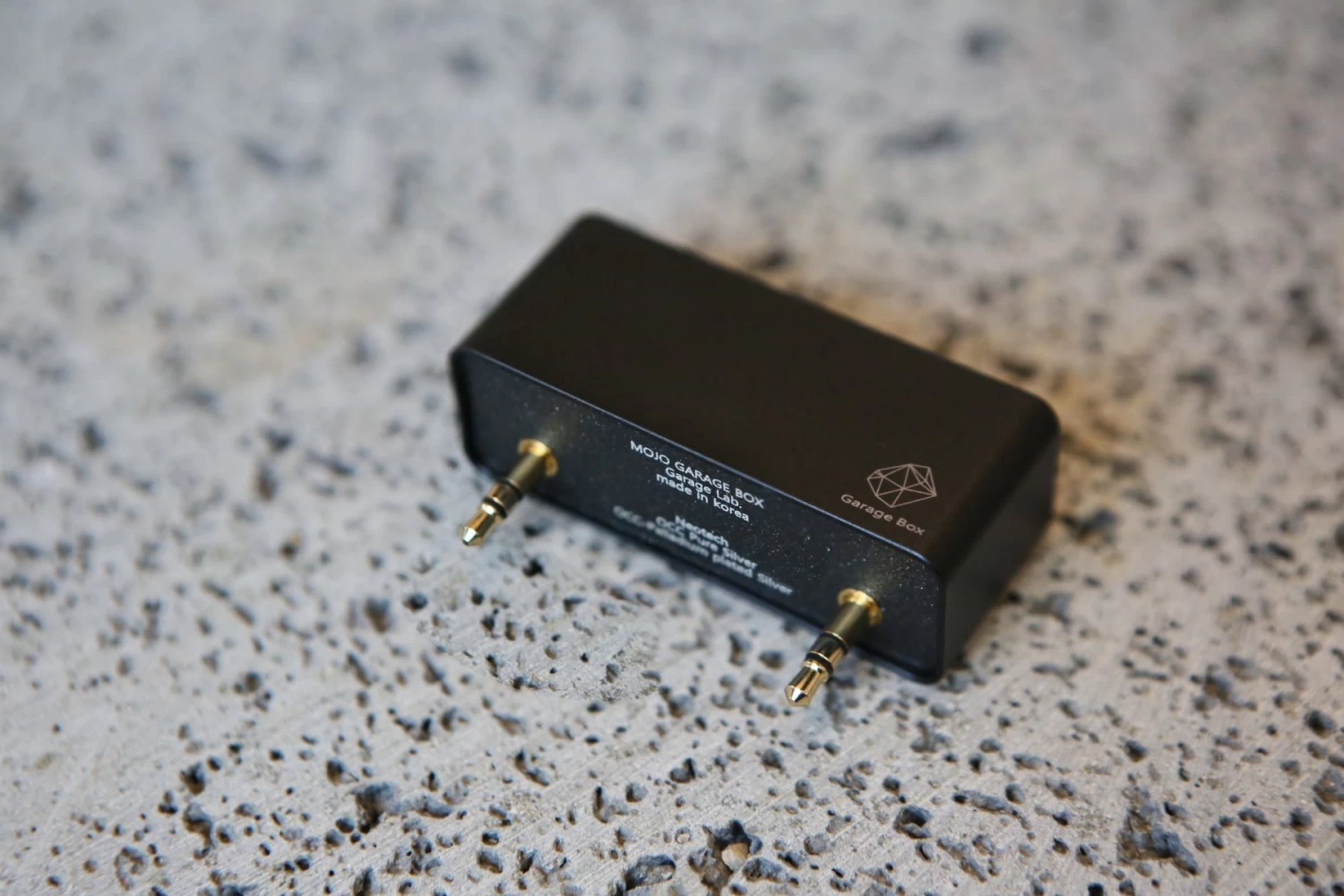 Garage Lab 'Garage Box' 3.5mm / 4.4mm Adapter For Chord Mojo / Mojo 2 - Image 2