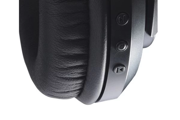 Koss BT540i Bluetooth Headphones - Image 2