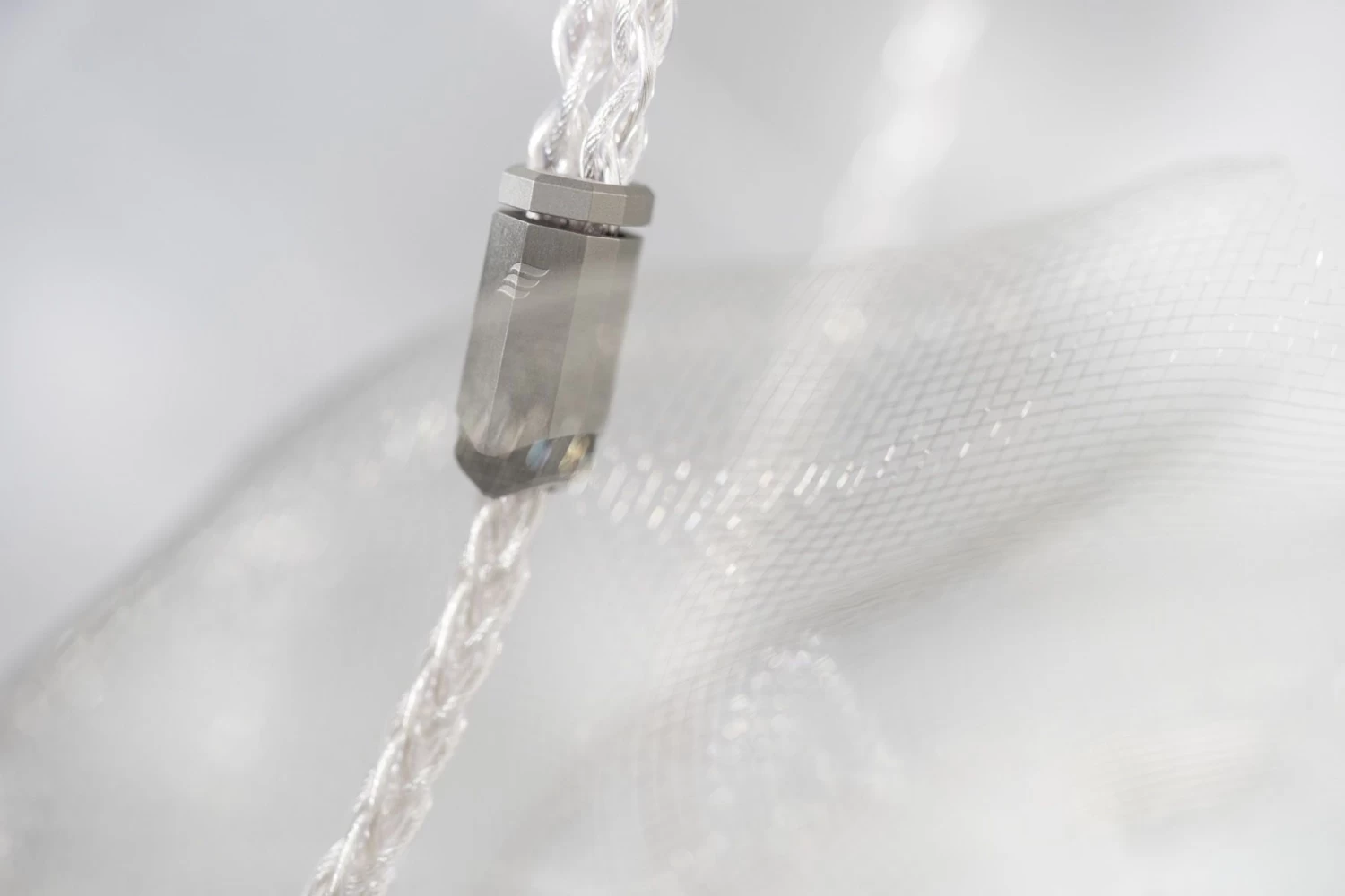 Effect Audio Cleopatra II OCTA 8-Wire ConX (2-pin + MMCX) Pure Silver Cable