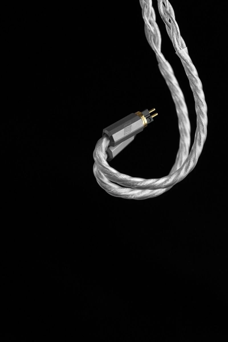 Effect Audio Cleopatra II OCTA 8-Wire ConX (2-pin + MMCX) Pure Silver Cable - Image 4