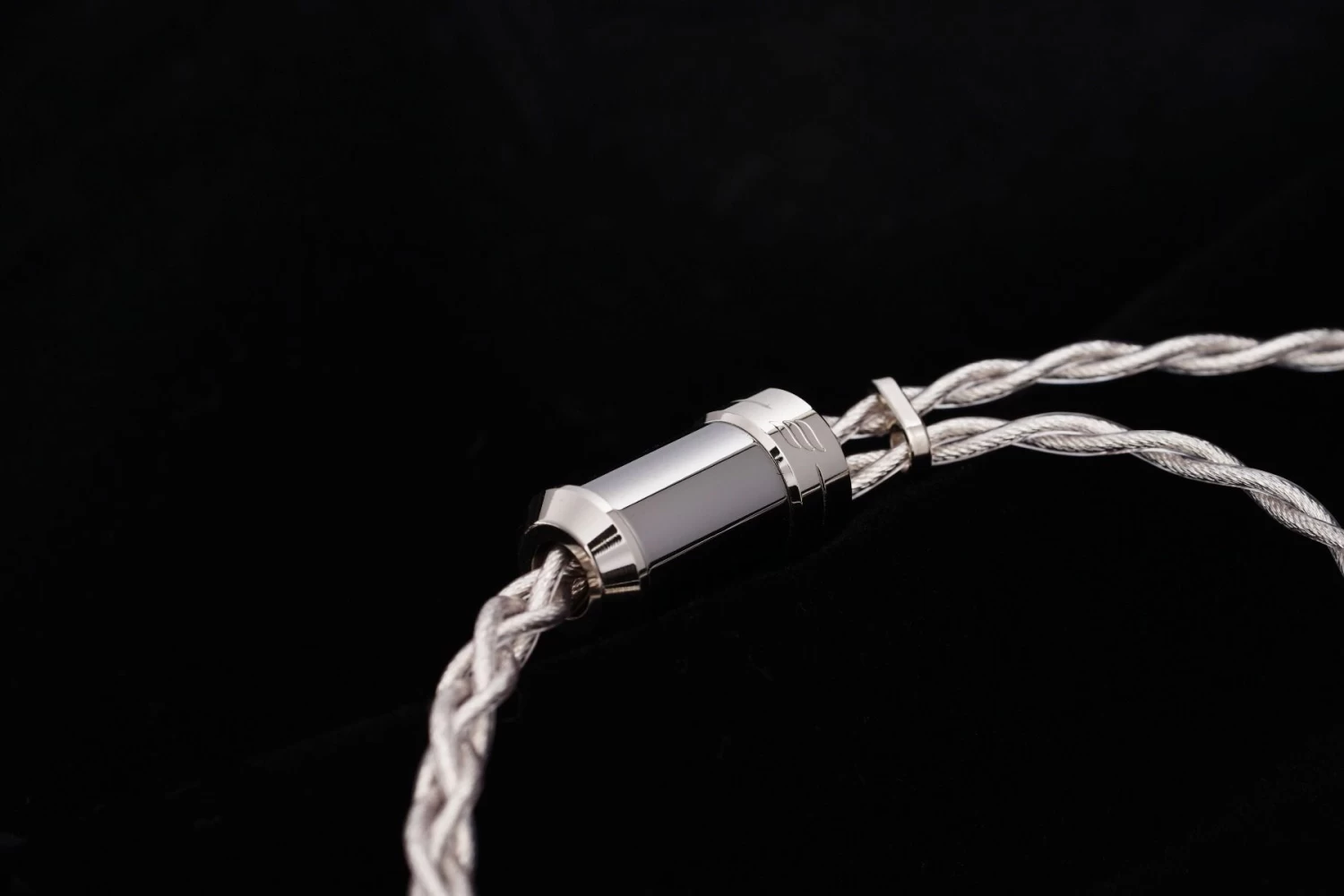 Effect Audio Cleopatra Pure Silver IEM Cable - Image 2