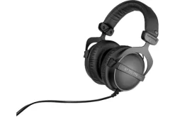Beyerdynamic DT 770 PRO 32 Ohm Studio Headphones