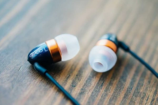 Grado GR8e In-Ear Headphones - Image 3
